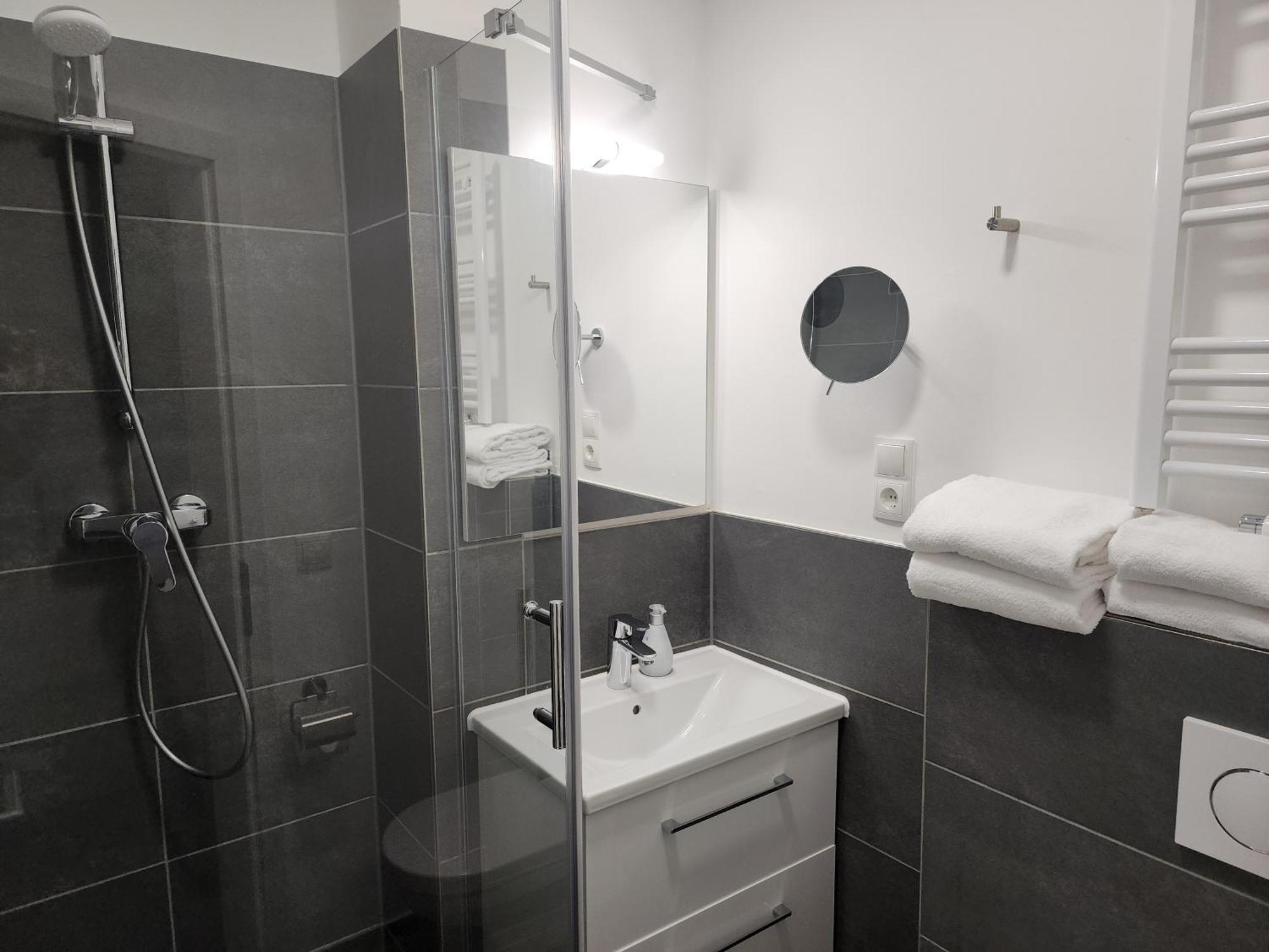 Davin City Aparments - Self-Check-In Hamburg-Harburg Exteriör bild